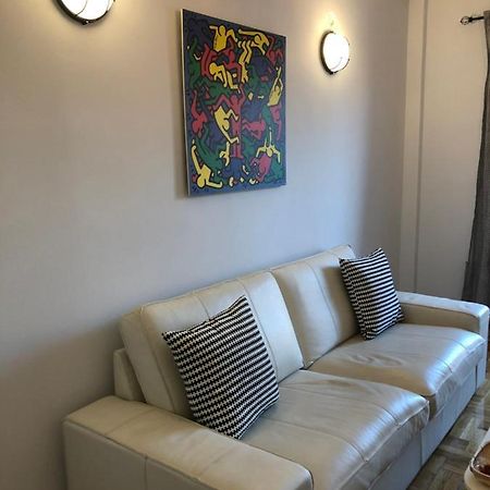 Cosy Apartment In Metaxourgeio Athènes Extérieur photo
